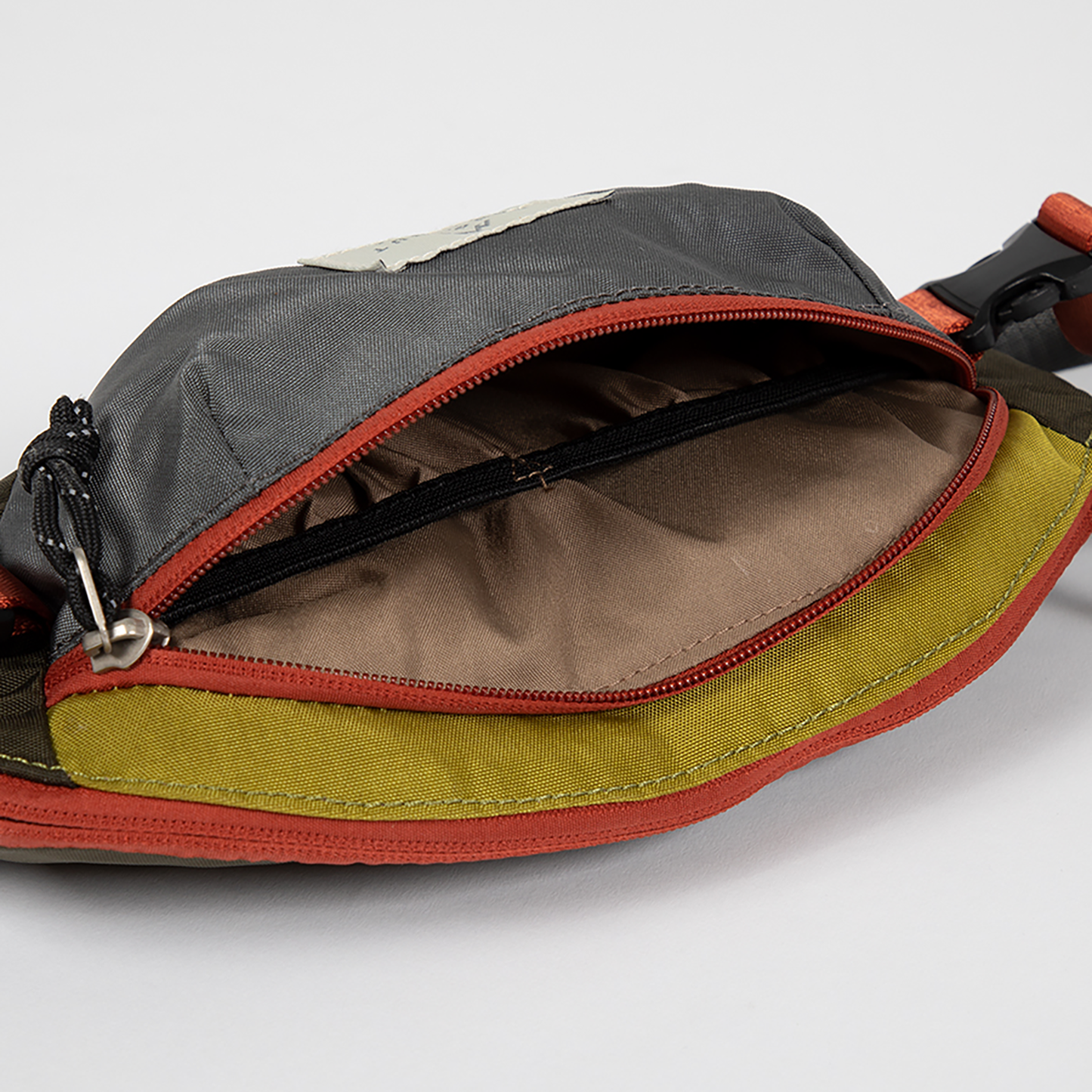 Seattle Glossy Blocking Series Navy X Khaki Bum Bag